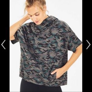 Fabletics camo short sleeve hoodie size L